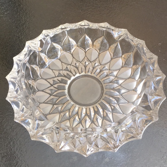 Vintage Fostoria Grandaddy Crystal Ash Trays. - Picture 9 of 11